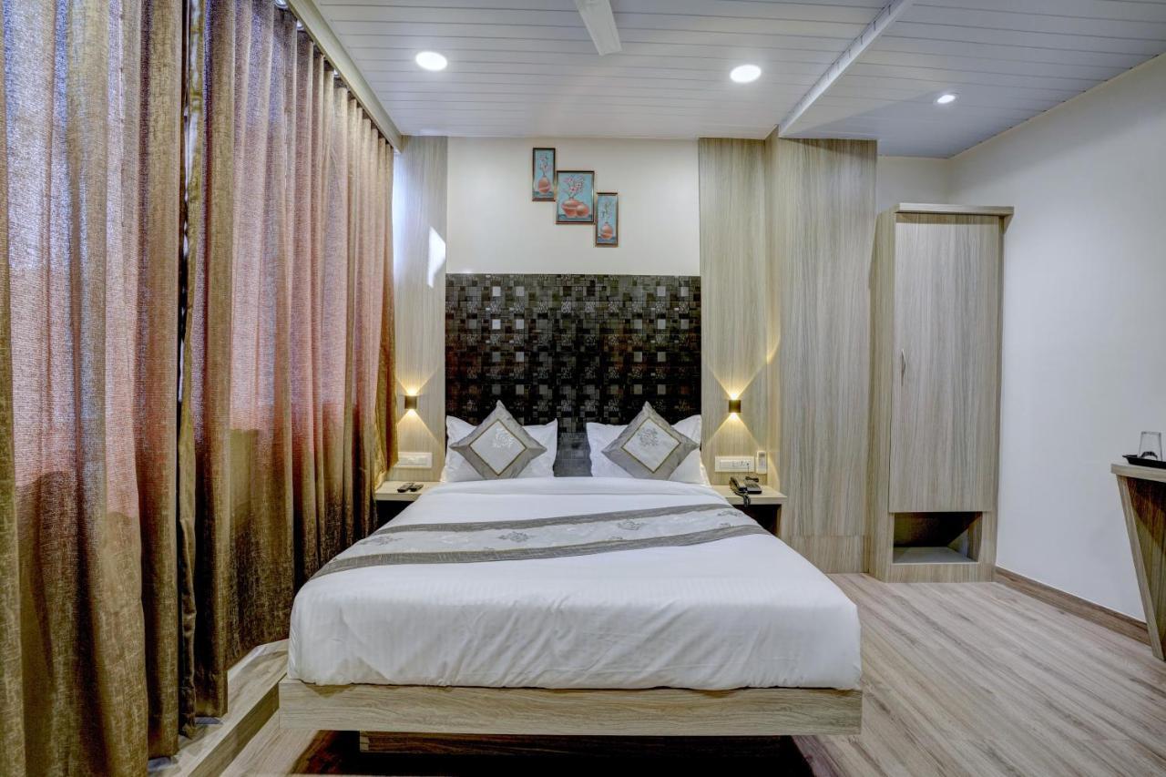 Hotel Arts International Mumbai Exterior foto