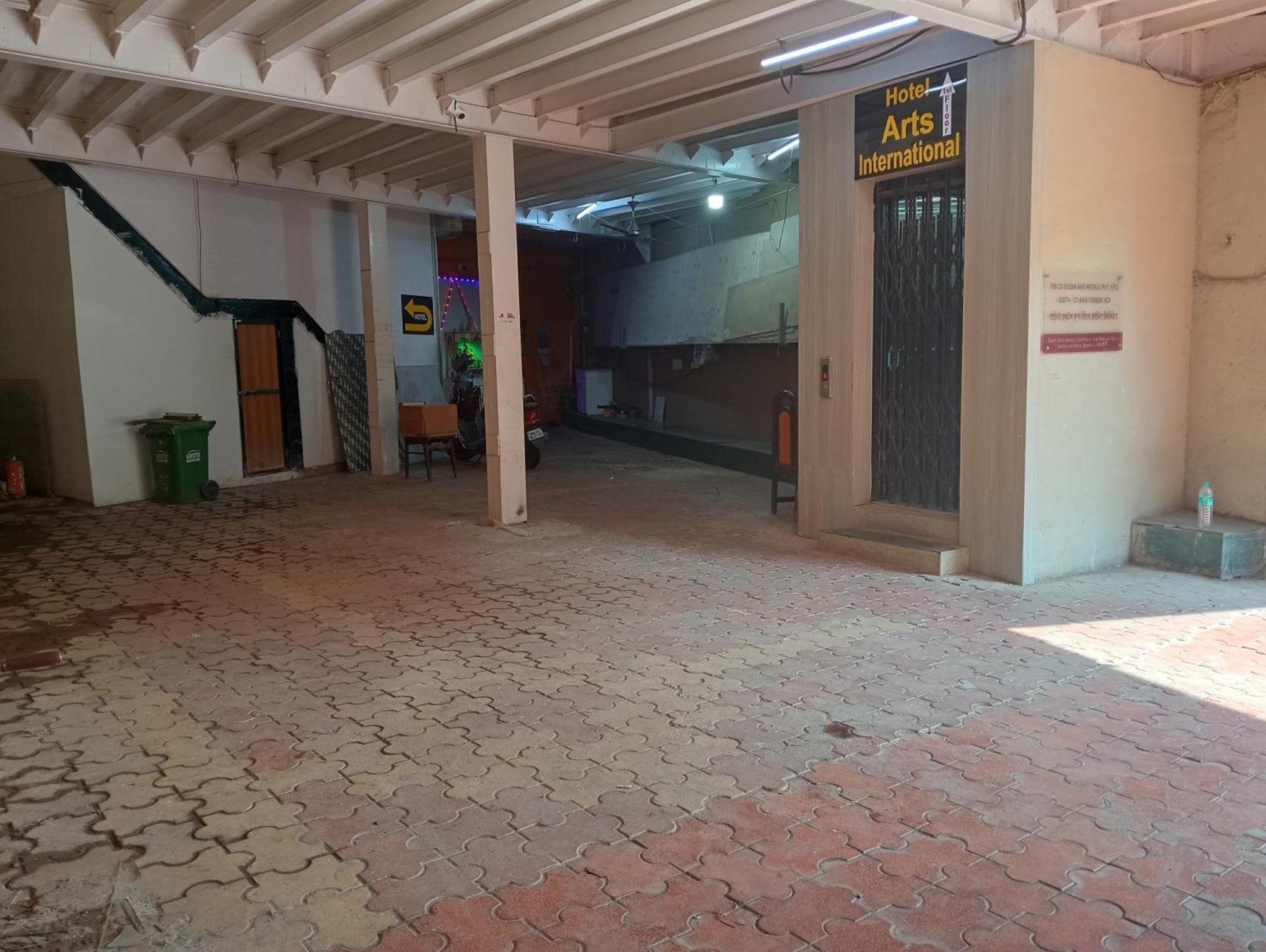 Hotel Arts International Mumbai Exterior foto